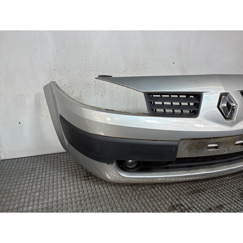 Pare choc avant RENAULT MEGANE 2 Photo n°1