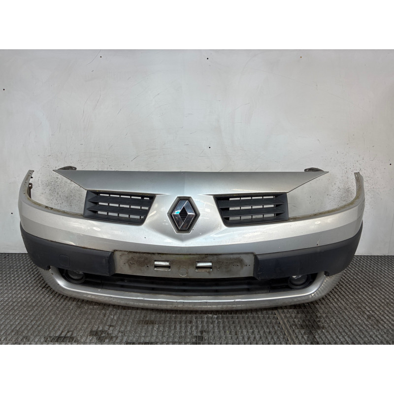 Pare choc avant RENAULT MEGANE 2 Photo n°3