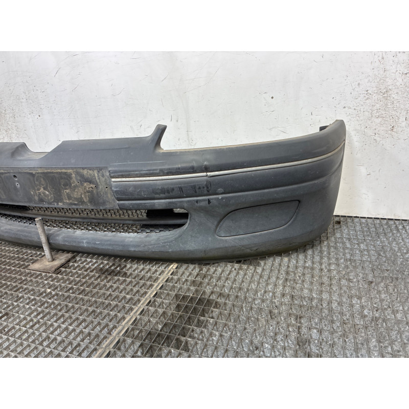 Pare choc avant PEUGEOT 106 Photo n°5