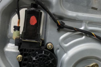 Leve vitre electrique avant droit HYUNDAI TUCSON 1