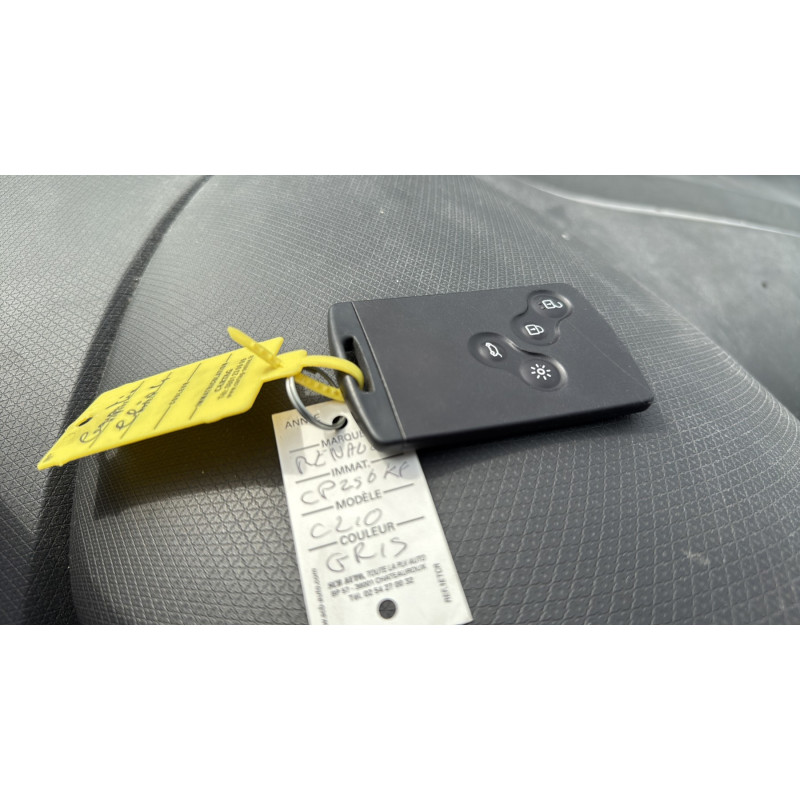 Ceinture arriere gauche RENAULT CLIO 4 Photo n°20