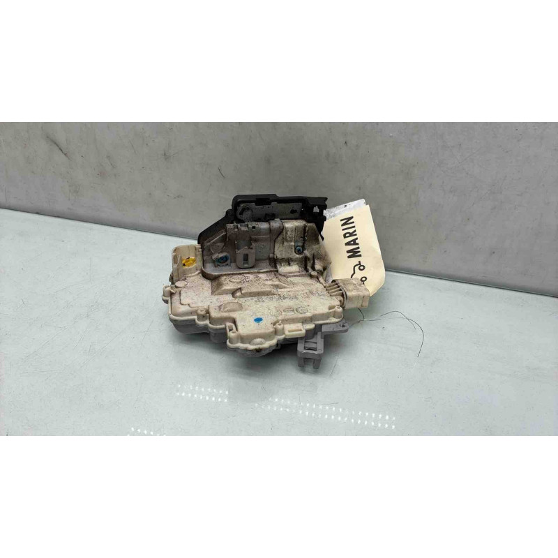 Serrure avant gauche VOLKSWAGEN PASSAT 5 Photo n°3