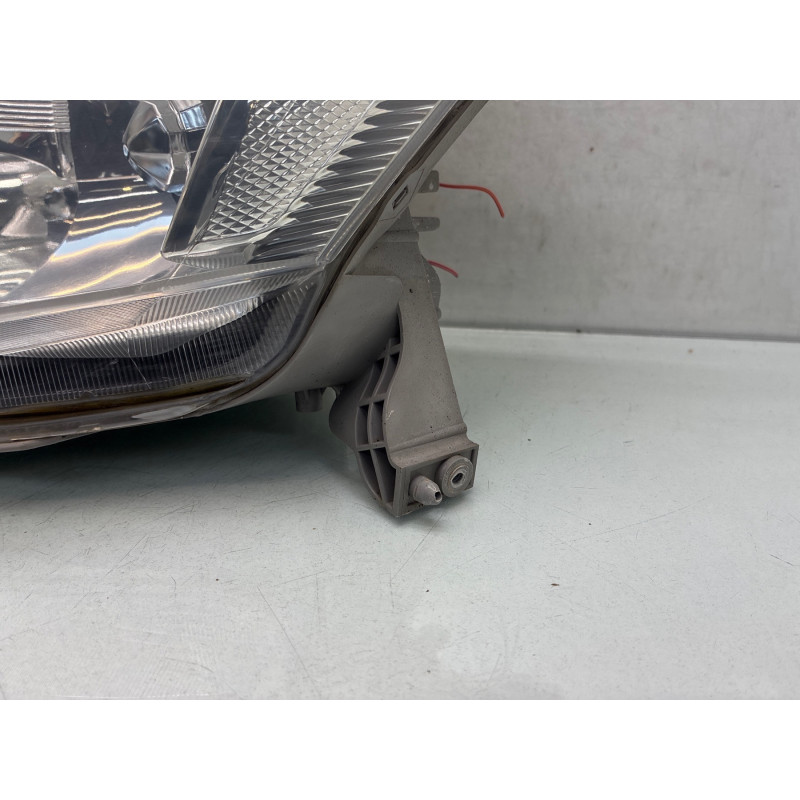 Optique avant principal gauche (feux)(phare) DAIHATSU SIRION 2 Photo n°3