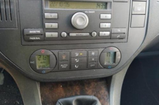 Pretensionneur de ceinture avant droit FORD C-MAX 1