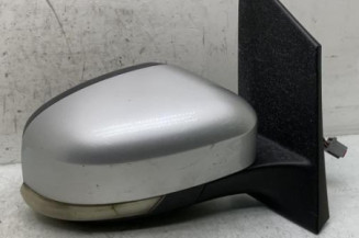 Retroviseur droit FORD FOCUS 2