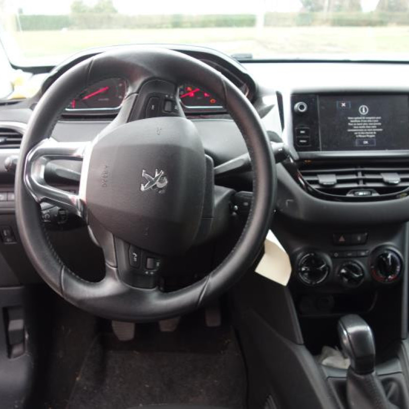 Bras essuie glace arriere PEUGEOT 208 1 Photo n°10