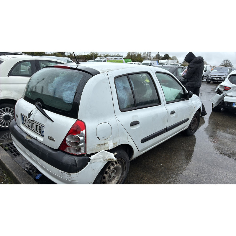 Vitre avant gauche RENAULT CLIO 2 Photo n°3