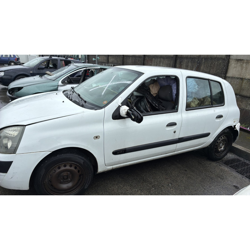 Poignee interieur arriere gauche RENAULT CLIO 2 Photo n°8
