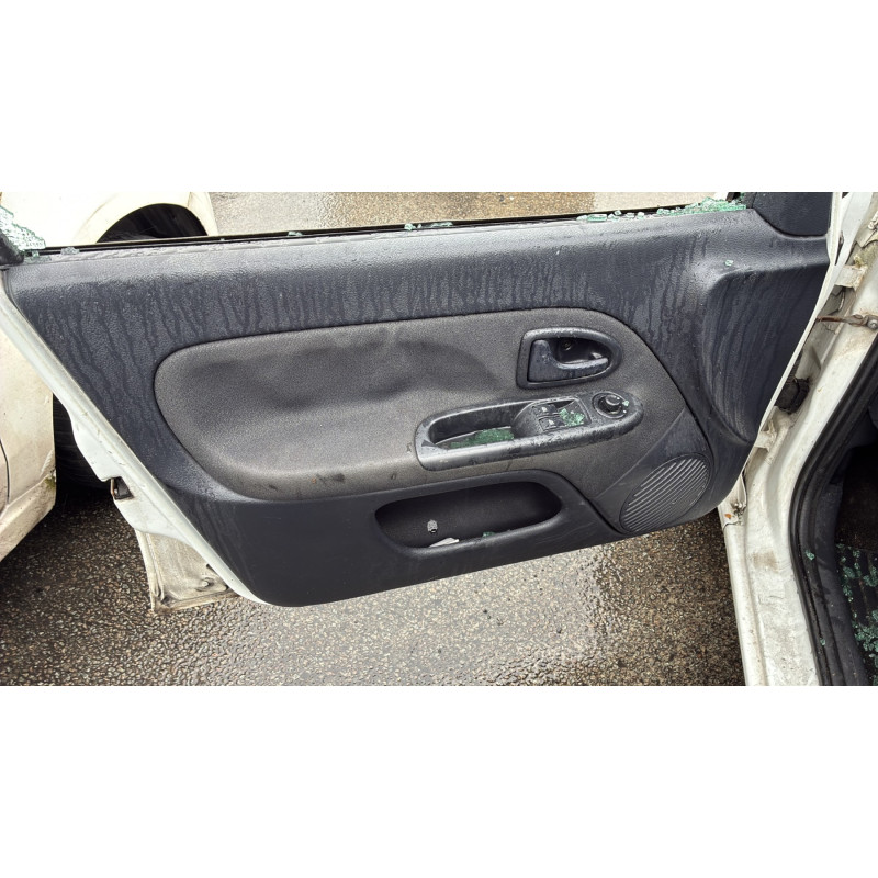 Serrure arriere gauche RENAULT CLIO 2 Photo n°17