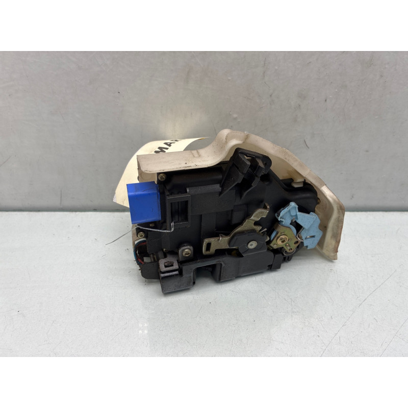 Serrure avant droit VOLKSWAGEN GOLF 5 Photo n°4