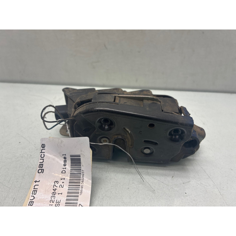 Serrure avant gauche MERCEDES VITO 639 Photo n°4