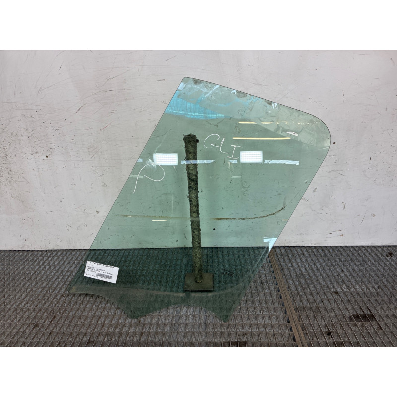 Vitre avant gauche RENAULT MASTER 3 Photo n°3