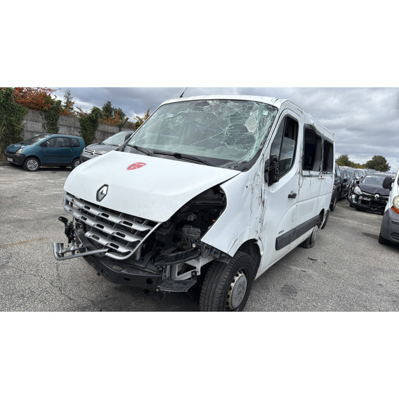 Vitre avant gauche RENAULT MASTER 3 Photo n°7