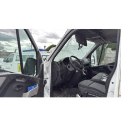 Vitre avant gauche RENAULT MASTER 3