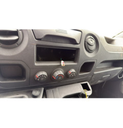 Vitre avant gauche RENAULT MASTER 3