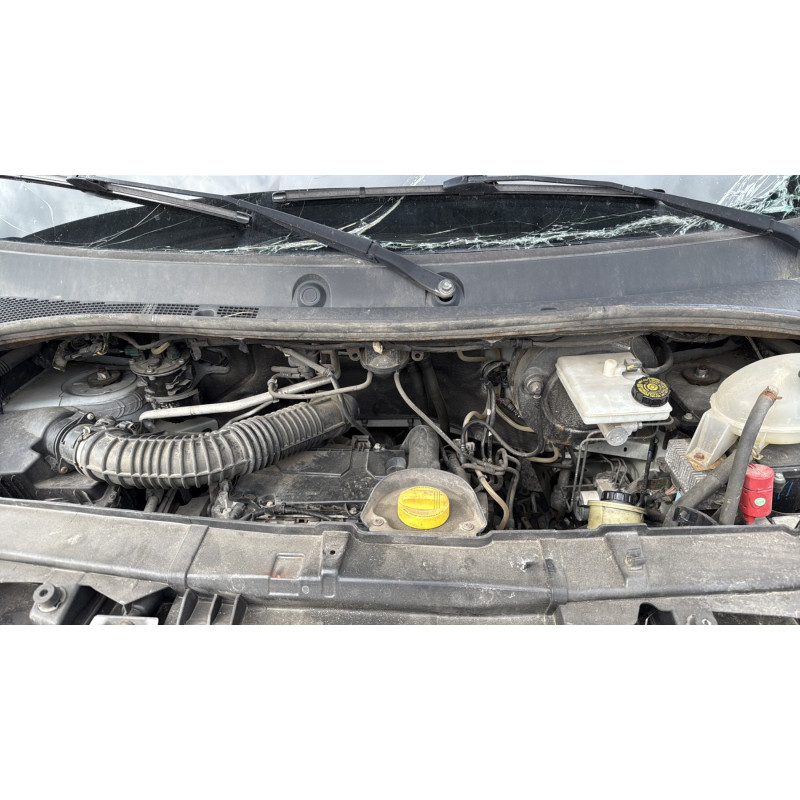Vitre avant gauche RENAULT MASTER 3 Photo n°19