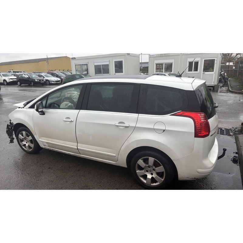 Aile avant gauche PEUGEOT 5008 1 Photo n°9