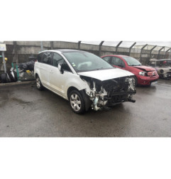 Attelage (boule de remorquage) PEUGEOT 5008 1