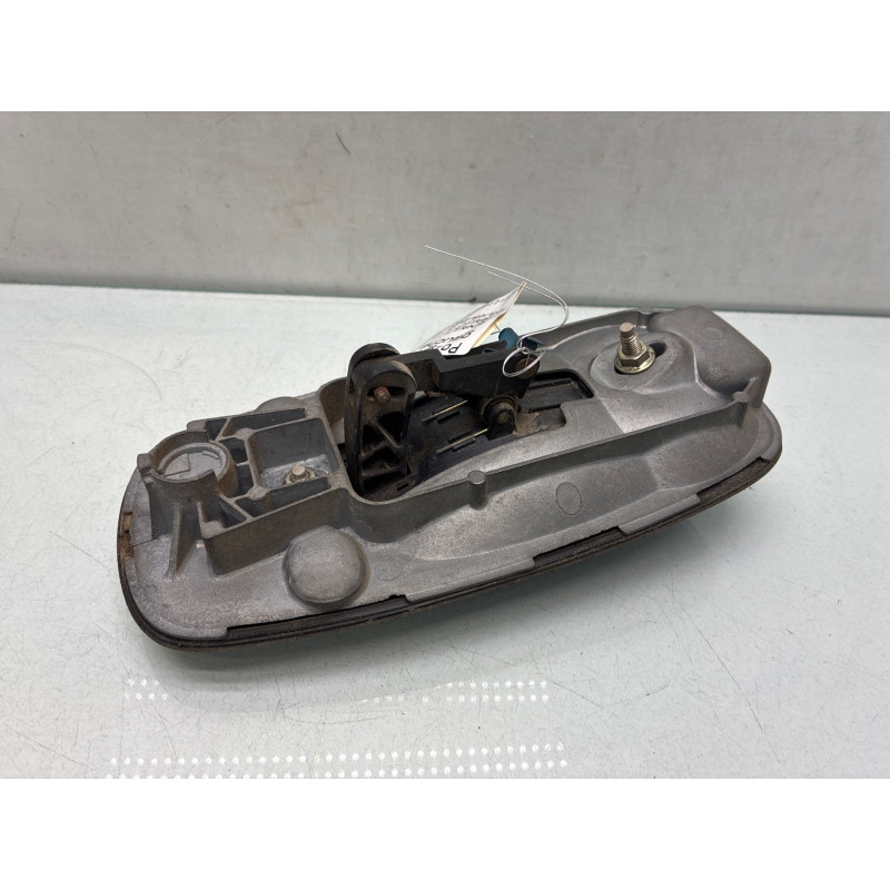 Poignee porte coffre gauche RENAULT TRAFIC 2 Photo n°2