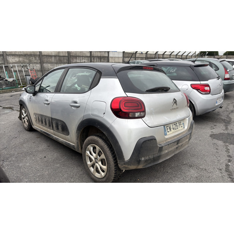 Feu arriere stop central CITROEN C3 3 Photo n°7
