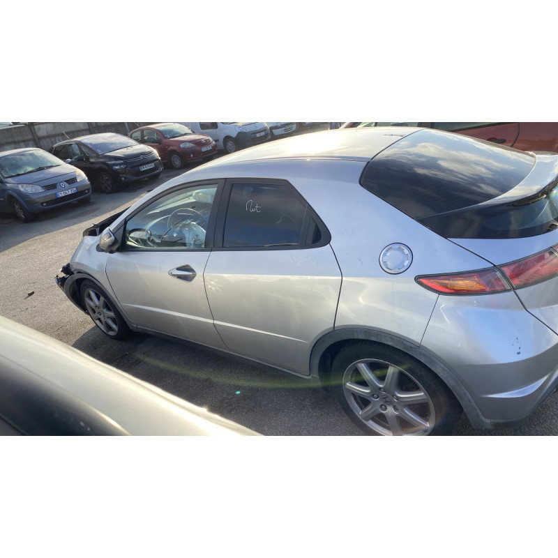 Etrier arriere droit (freinage) HONDA CIVIC 8 Photo n°9