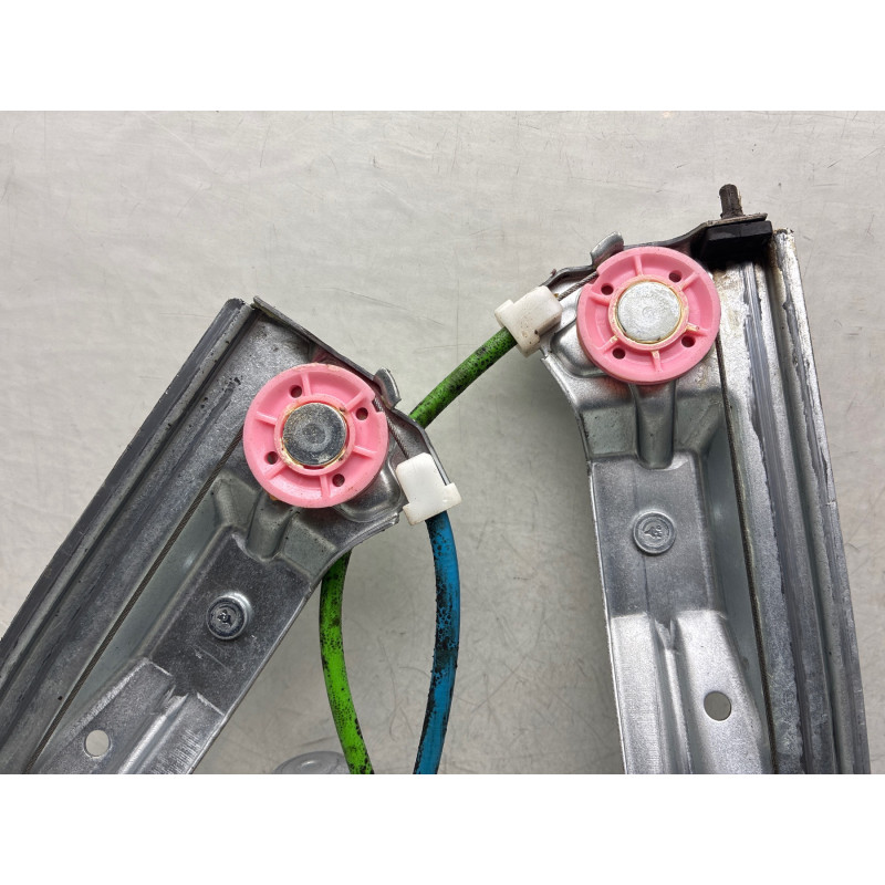 Leve vitre electrique avant gauche CITROEN C3 PICASSO Photo n°1