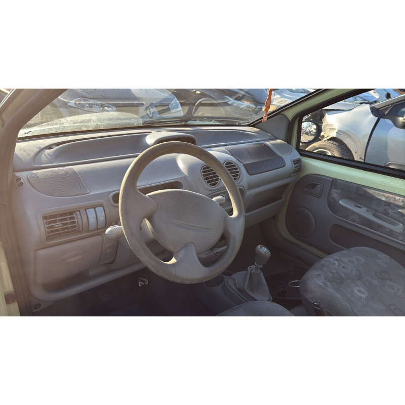 Pretensionneur de ceinture avant droit RENAULT TWINGO 1 Photo n°17