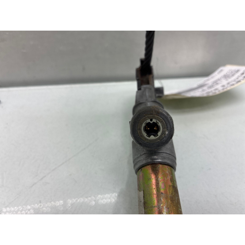 Pretensionneur de ceinture avant gauche RENAULT TWINGO 1 Photo n°4