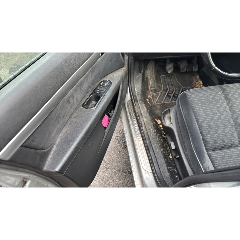 Bouchon de carburant PEUGEOT 407 Photo n°12