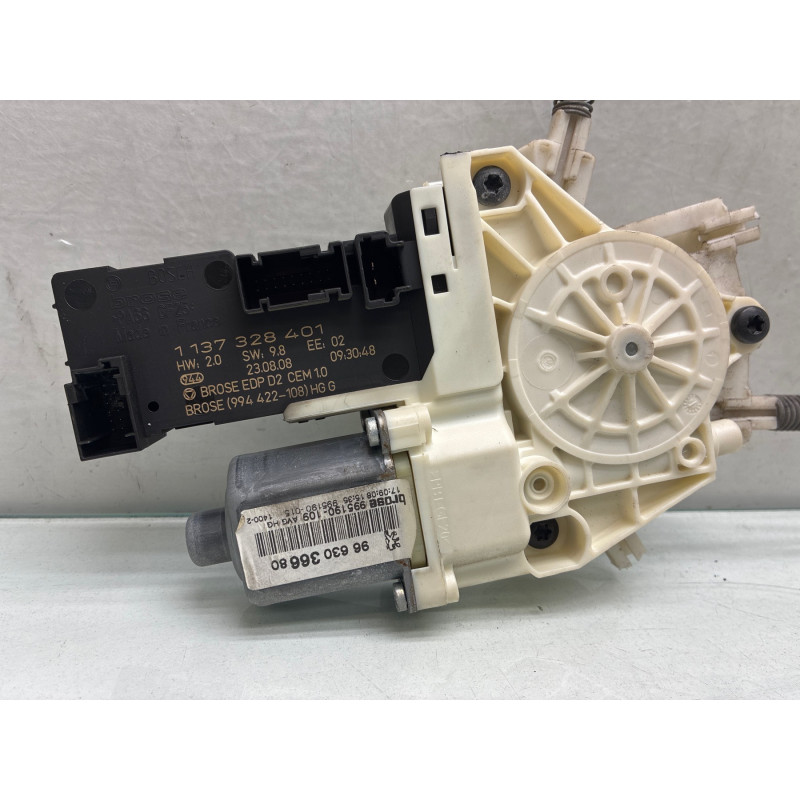 Leve vitre electrique avant gauche PEUGEOT 407 Photo n°5