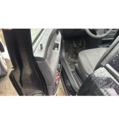 Custode avant droit OPEL MERIVA A