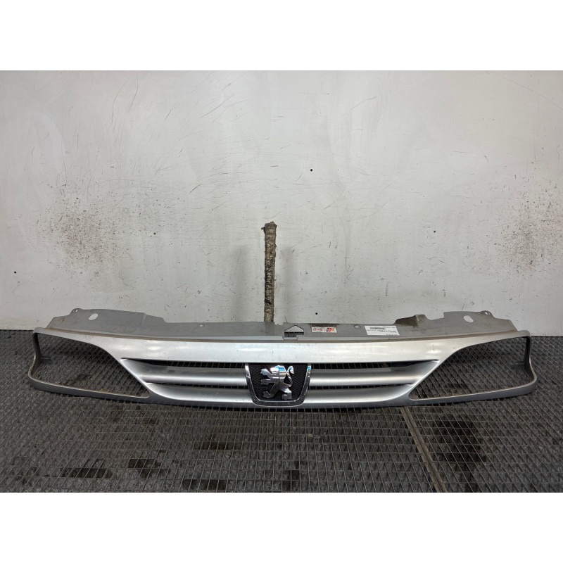 Calandre PEUGEOT 806 Photo n°2