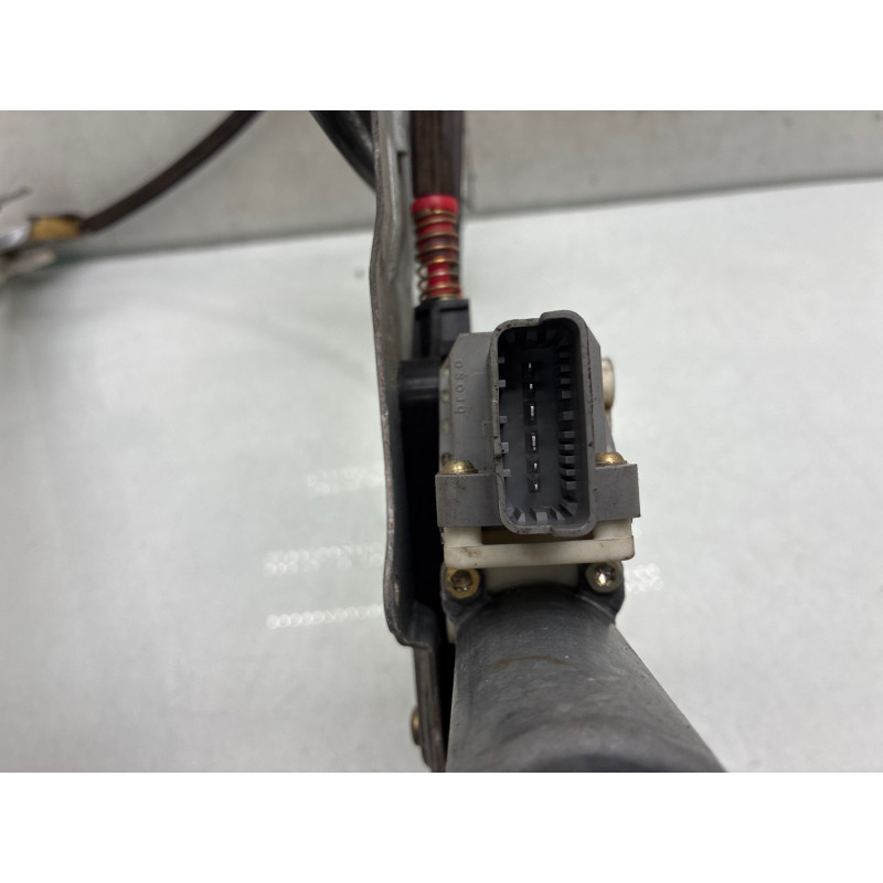 Leve vitre electrique avant gauche CITROEN XSARA PICASSO Photo n°4
