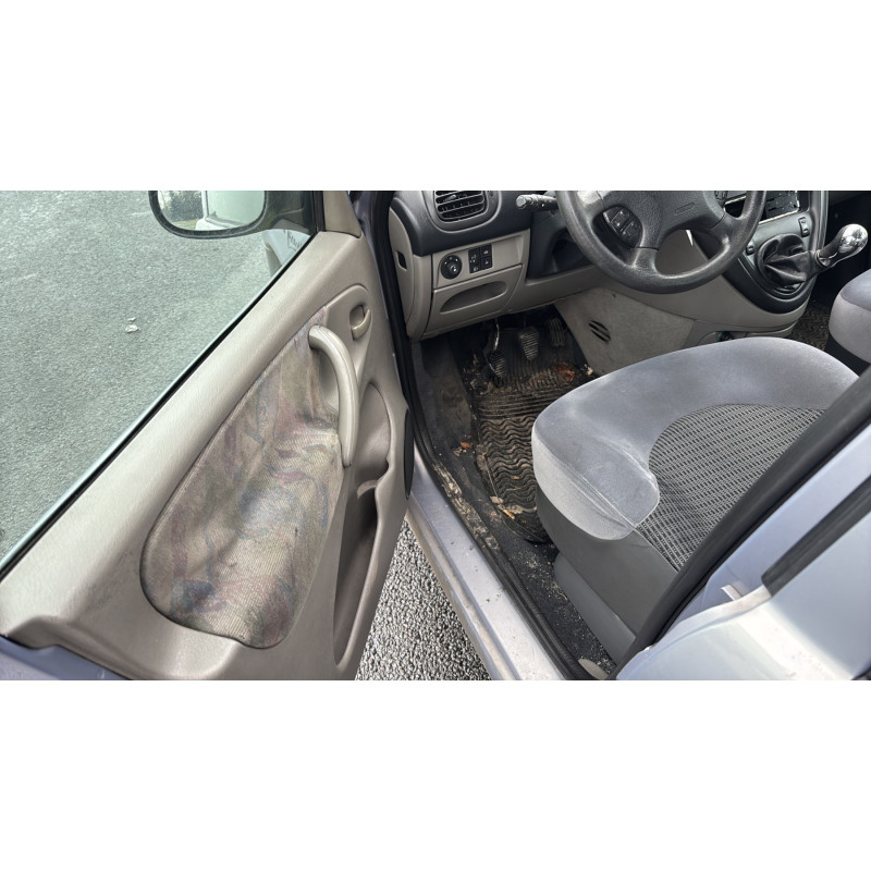 Leve vitre electrique avant gauche CITROEN XSARA PICASSO Photo n°20