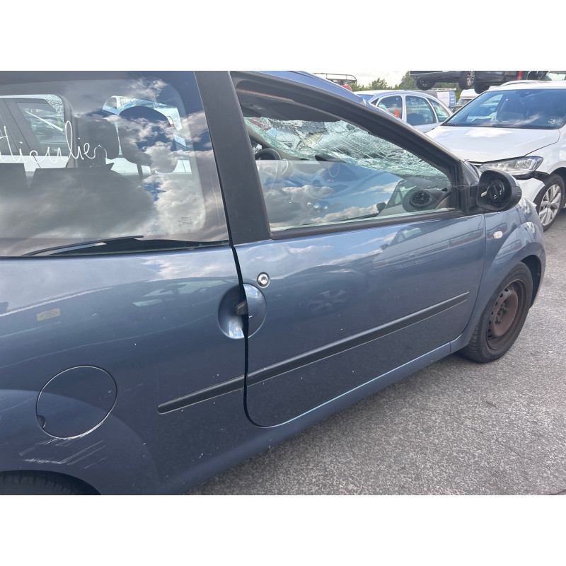 Vitre avant gauche RENAULT TWINGO 2 Photo n°11
