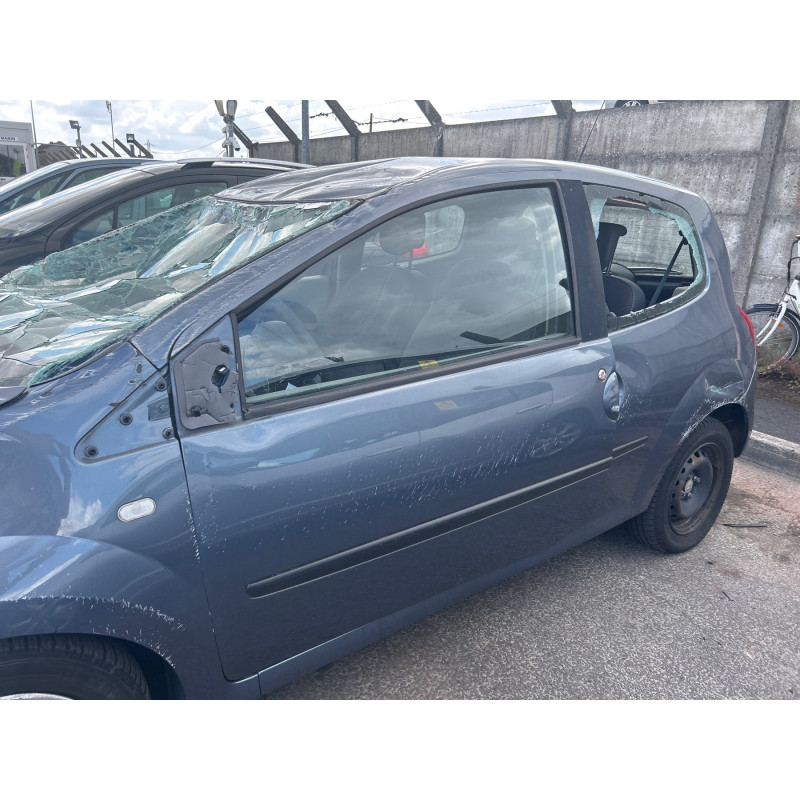 Vitre avant gauche RENAULT TWINGO 2 Photo n°16