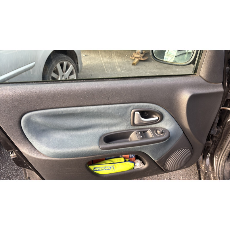 Volant RENAULT CLIO 2 Photo n°14