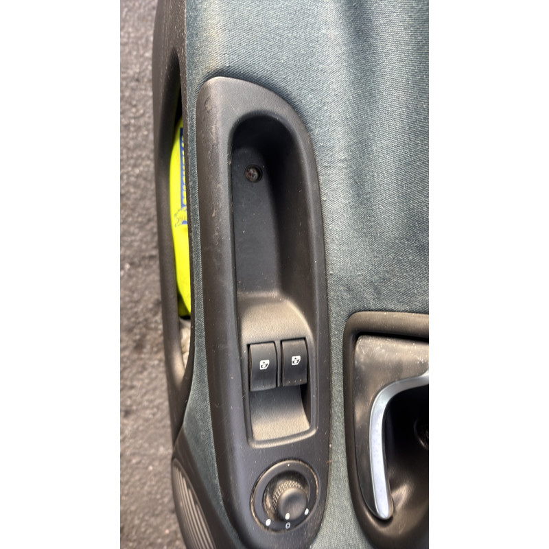 Verin de coffre RENAULT CLIO 2 Photo n°14