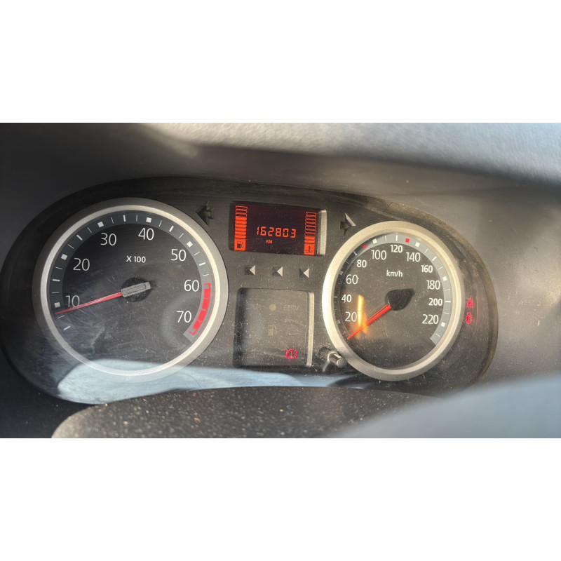 Verin de coffre RENAULT CLIO 2 Photo n°20