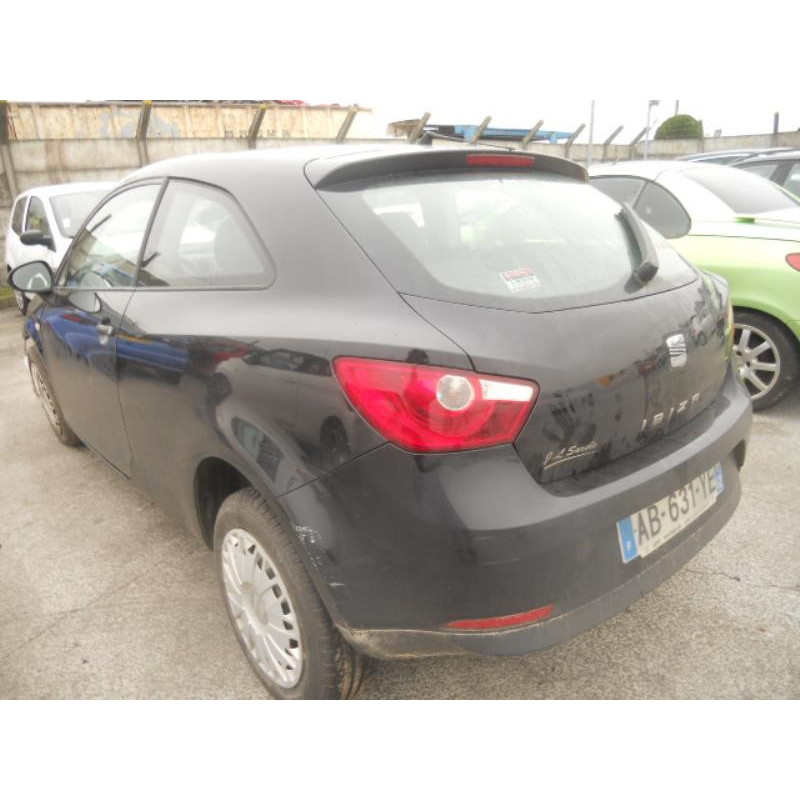 Pare choc arriere SEAT IBIZA 4 Photo n°8