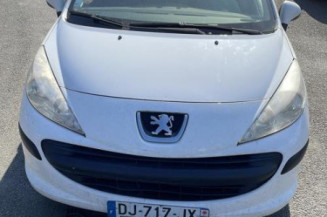 Pretensionneur de ceinture avant droit PEUGEOT 207