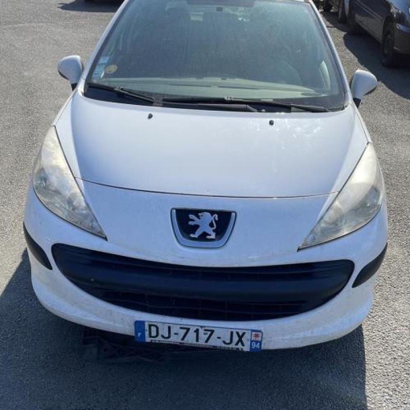 Pretensionneur de ceinture avant droit PEUGEOT 207 Photo n°4