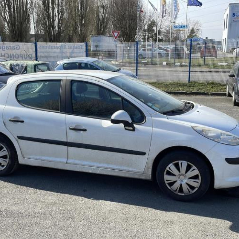 Pretensionneur de ceinture avant droit PEUGEOT 207 Photo n°5