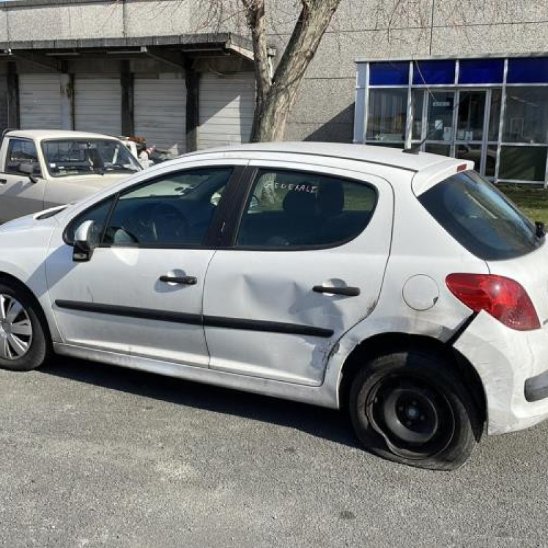 Pretensionneur de ceinture avant droit PEUGEOT 207 Photo n°7