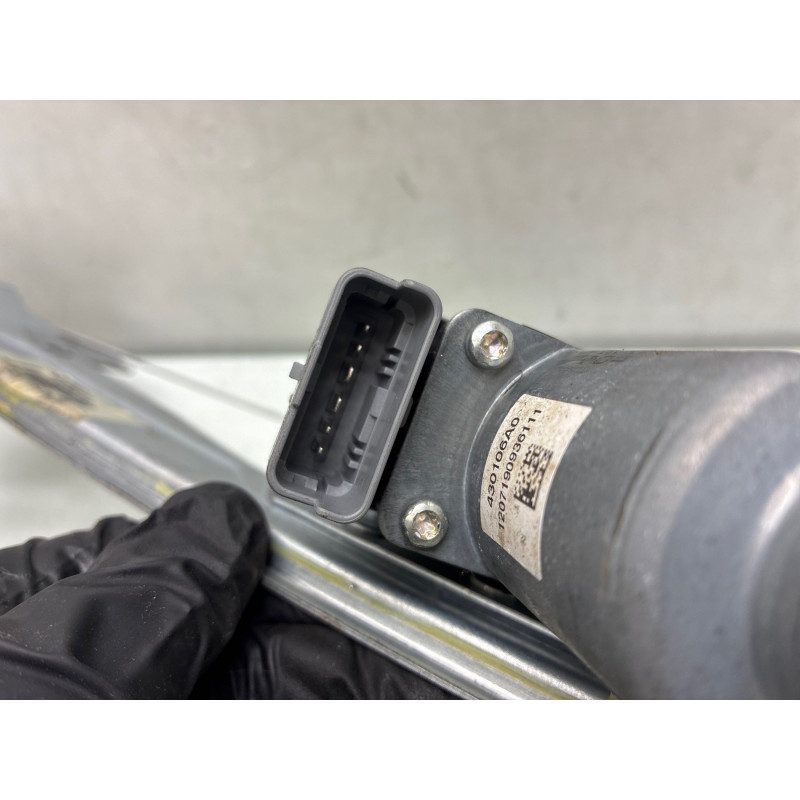 Leve vitre electrique arriere gauche CITROEN C3 PICASSO Photo n°4