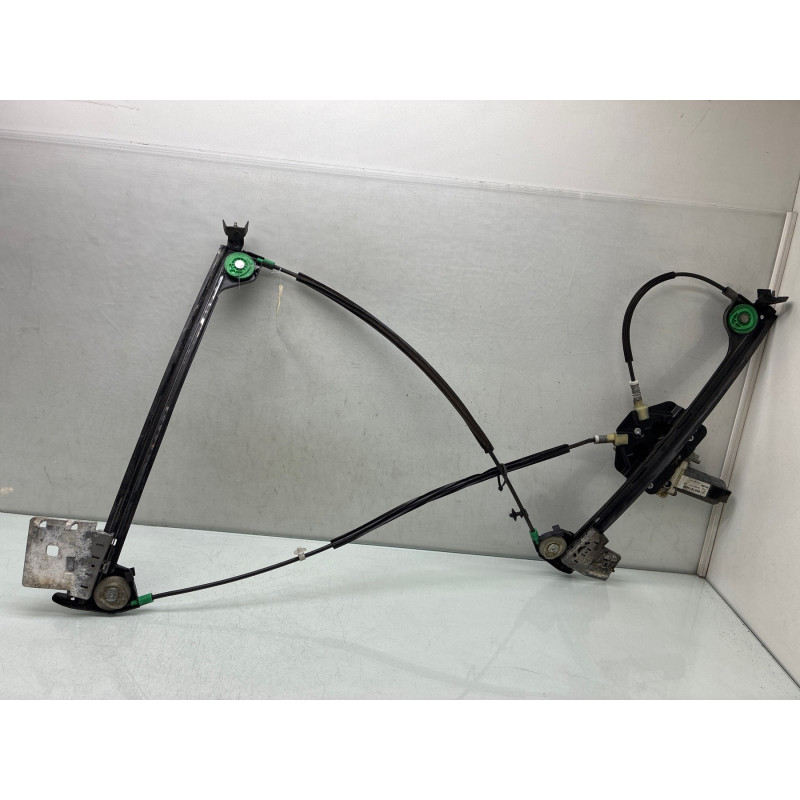 Leve vitre electrique avant gauche PEUGEOT 206 Photo n°4