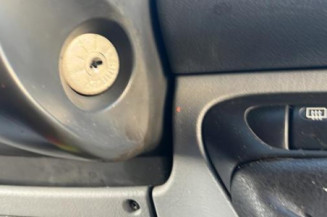 Bras essuie glace arriere PEUGEOT 806