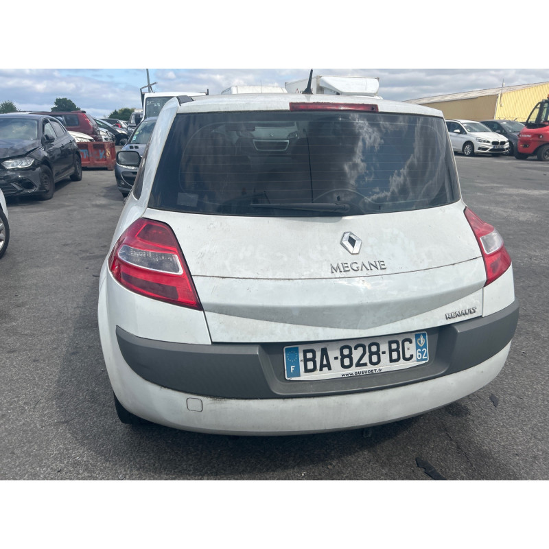Pare choc arriere RENAULT MEGANE 2 Photo n°9