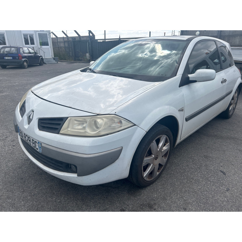 Pare choc arriere RENAULT MEGANE 2 Photo n°14