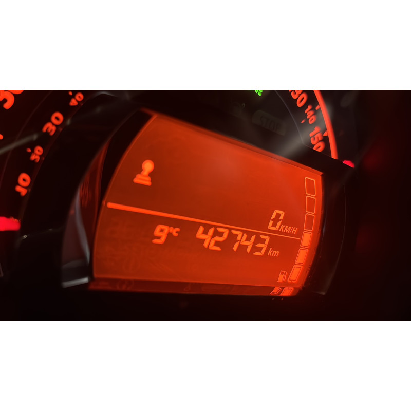Trappe d'essence RENAULT TWINGO 3 Photo n°19